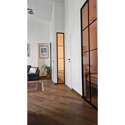 Center High Apartment CityBeat#1